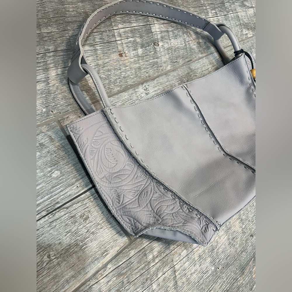 The Sak Los Feliz Leather Hobo Bag Dove Gray | Embossed Boho Tassel Purse | NWOT - Picture 8 of 11